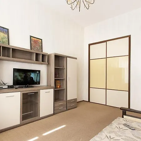 Apartment Saksaganskogo